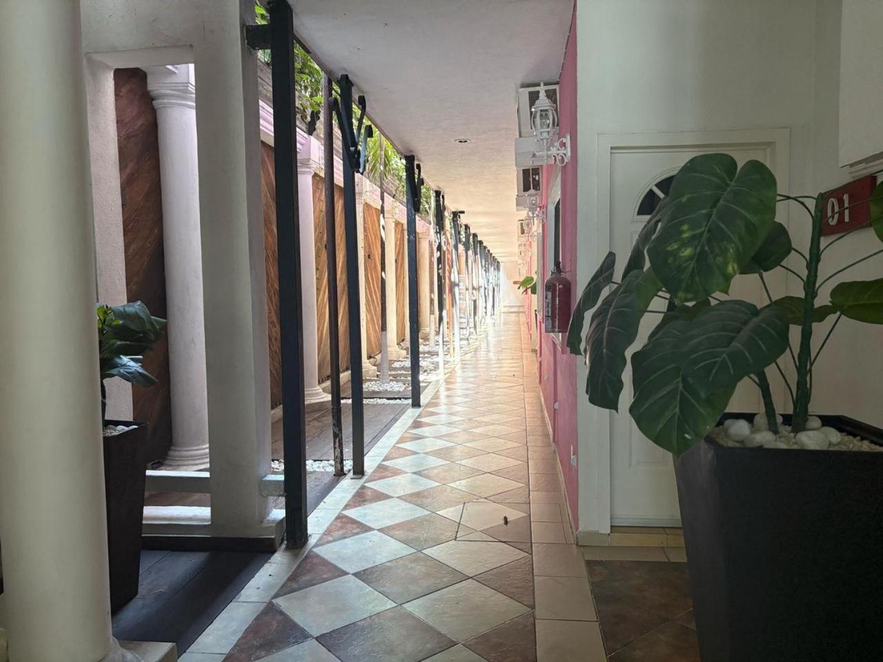 Hotel La Casona Villahermosa Bagian luar foto